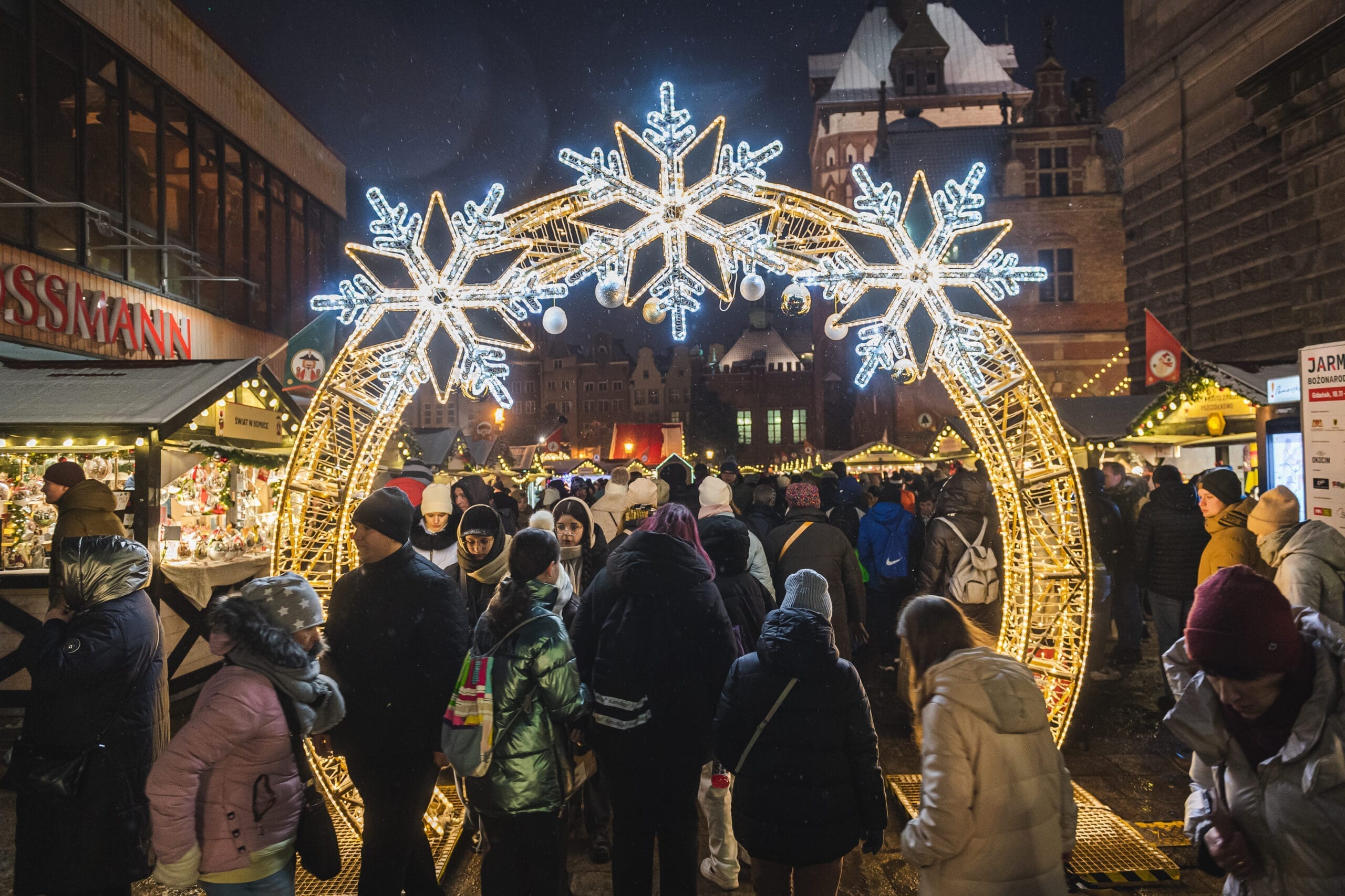 Iluminacja świąteczna na jarmarku w Gdańsku