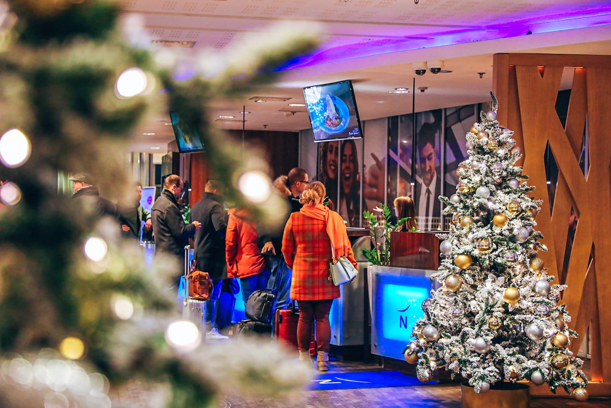 Iluminacja świąteczna w Novotel Warszawa w Warszawie