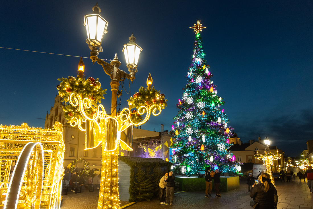 iluminacje świąteczne miasta